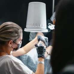 Aspirateur universel ALIZE pour manucure, pédicure et soins des pieds - | 4BLANC Best