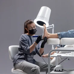 Aspirateur universel ALIZE pour manucure, pédicure et soins des pieds - | 4BLANC Best