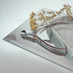 Pince à pédicure pour ongles incarnés Premium 18 - Purple | Purple Professional Discount